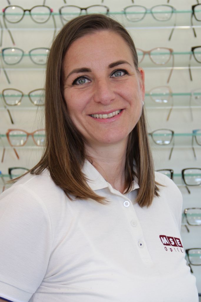 Szászfay Zsuzsanna látszerész MSE Optika